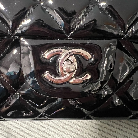 Sold - Large Classic Flap - Picture 7 of 8